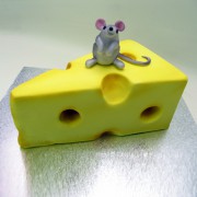 Mouse on A Cheese 3D Cake